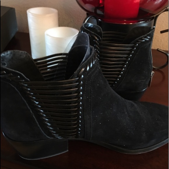 Black Leather Suede booties w/cutout side detail. - Picture 2 of 8